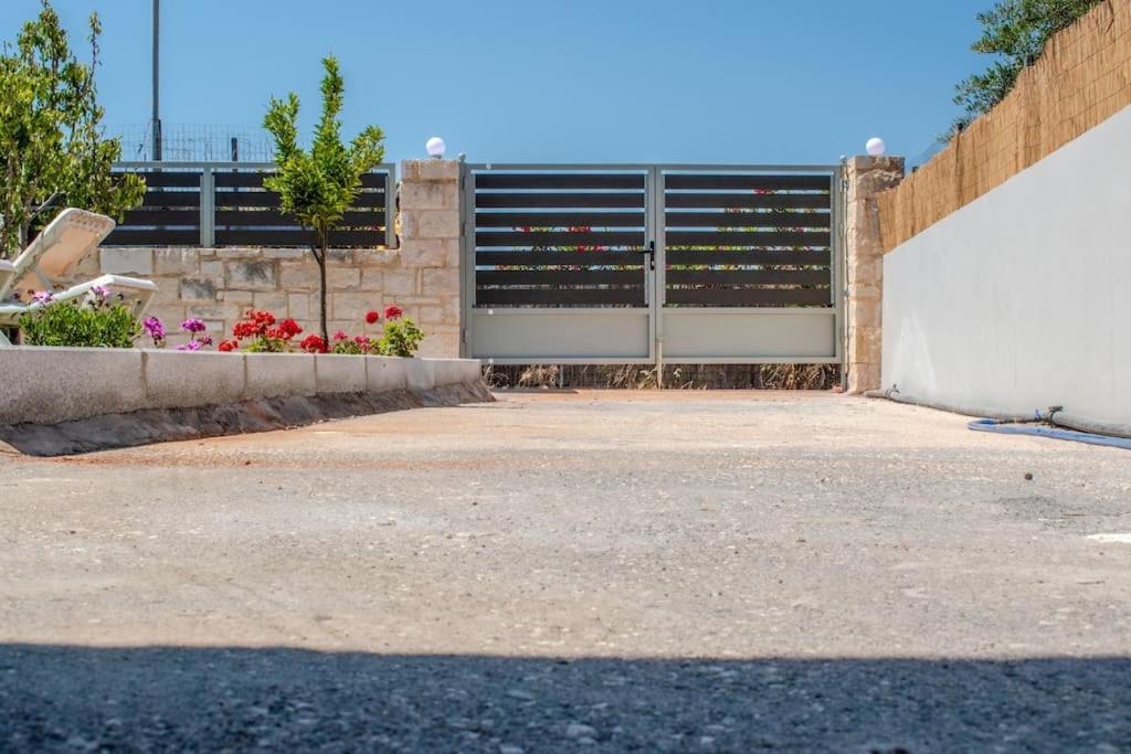 Md Residence Near The Beach W Bbq And Private Parking Hersonissos  Exterior photo